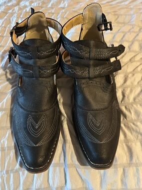 Roper Black Women's Western-Inspired Strappy Ankle Boots